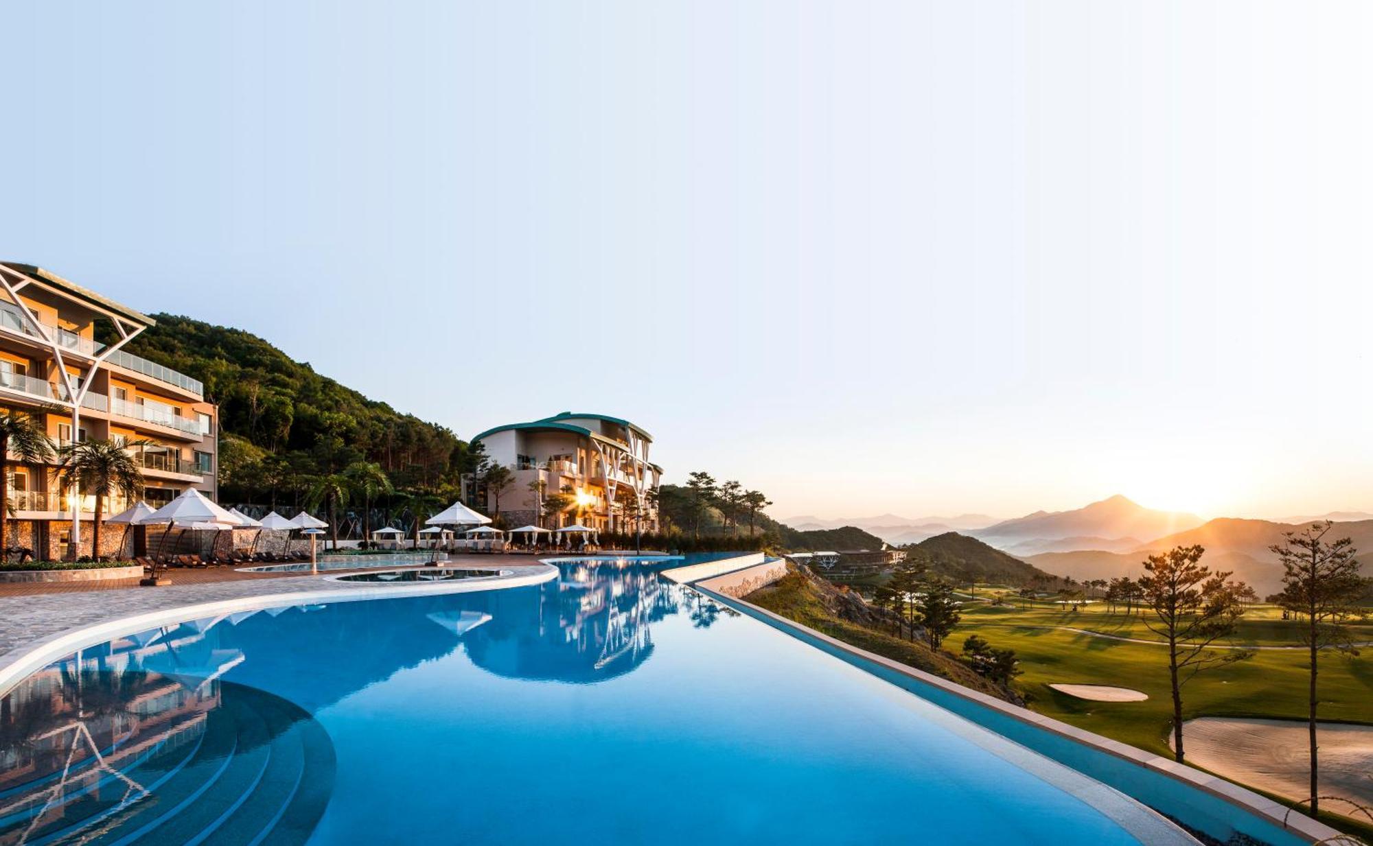 Sono Calm Vivaldipark Hotel Hongcheon Ngoại thất bức ảnh
